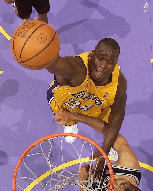 下次见面叫您教练先生？伊涅斯塔：希望如此，听起来让人兴奋（伊涅斯塔：期待下次被叫“教练”，想想就让人兴奋）