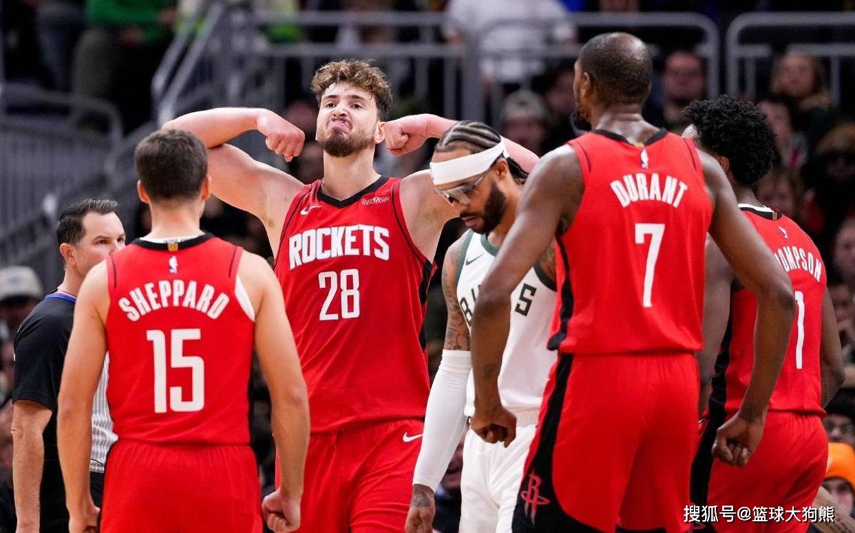 苏亚雷斯：作为主教练我要承担责任，球队有明显的变化和提高（苏亚雷斯：身为主帅我责无旁贷，球队的变化与进步十分明显）