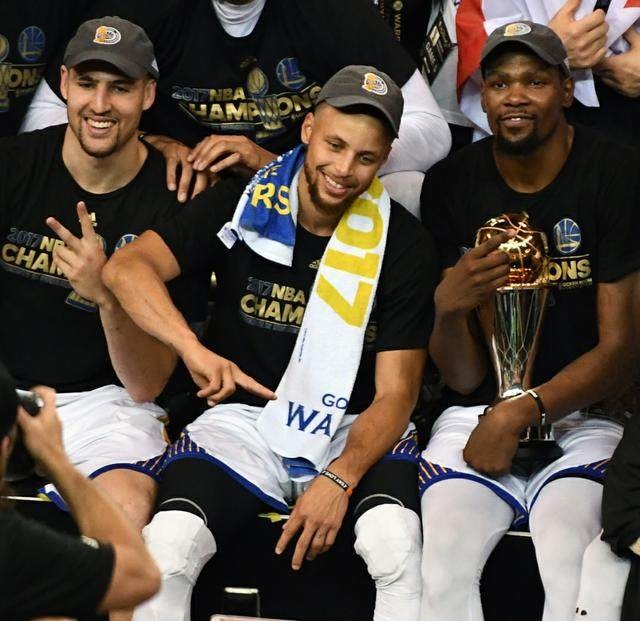 埃尔莫索：我原本很难考虑留队，多亏加斯佩里尼给我机会（埃尔莫索：留队本不在计划，感谢加斯佩里尼给予机会）