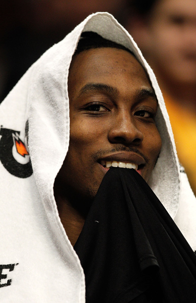 记者：瓜迪奥拉不满埃切韦里经纪人，不同意球员租借回河床（记者称：瓜迪奥拉不满埃切韦里经纪人，反对将球员租回河床）