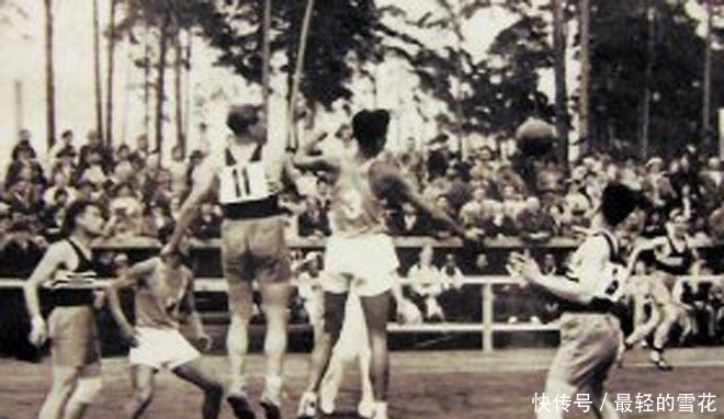 小法：不认为差距有那么大，有国米那种前锋你总会更接近胜利（小法：差距并不悬殊，若拥有国米级前锋就更接近胜利）